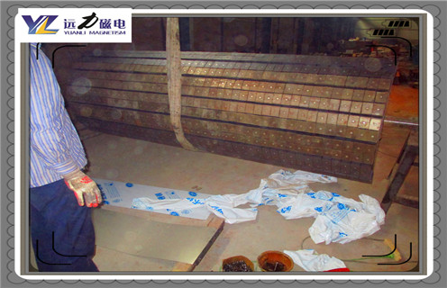 磁選機，鏡鐵礦磁選機，鏡鐵礦磁選機的優勢_磁場強度及如何調磁__鏡鐵礦磁選機的優勢參數型號及價格