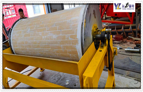 滾筒磁選機，濰坊滾筒磁選機必須對現實生活加以提煉總結！廠家_鐵礦磁選機在鐵粉選別中起什麼作用？磁場一般為多少_磁塊如何排列 