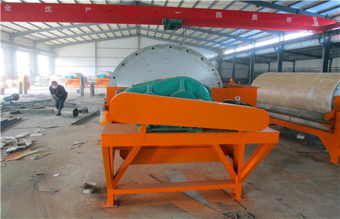 鐵礦磁選機在鐵粉選別中起什麼作用？_磁性礦粒鐵礦錳礦幹式磁選機_鐵礦磁選機在鐵粉選別中起什麼作用？工作視頻皮帶及結構價格