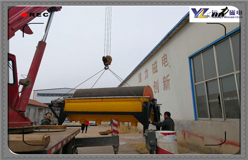 鐵礦幹式磁選機，不斷研發出適應市場最新型鐵礦幹式磁選機_磁性礦不斷研發出適應市場最新型鐵礦幹式磁選機_不斷研發出適應市場最新型鐵礦幹式磁選機工作視頻皮帶及結構價格