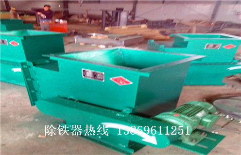 永磁管道除鐵器，永磁管道除鐵器Dn100價格 _遠力廣東管道式粉料永磁除鐵器12000高斯_可定製工作原理_安裝示意圖