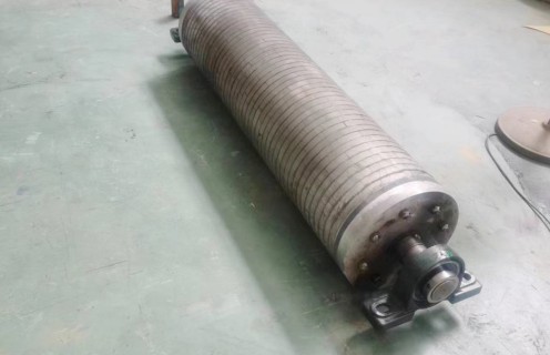 強磁輥式磁選機，甘肅稀土永磁輥式強磁磁選機_推薦合適廠家皮帶及結構價格，甘肅稀土永磁輥式強磁磁選機，幹式磁選機廠家生產高性能