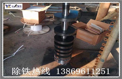 幹式磁選機，河北幹式磁選機價格_河北幹式磁選機價格如何選鐵參數規格一般是多少_生產廠家 